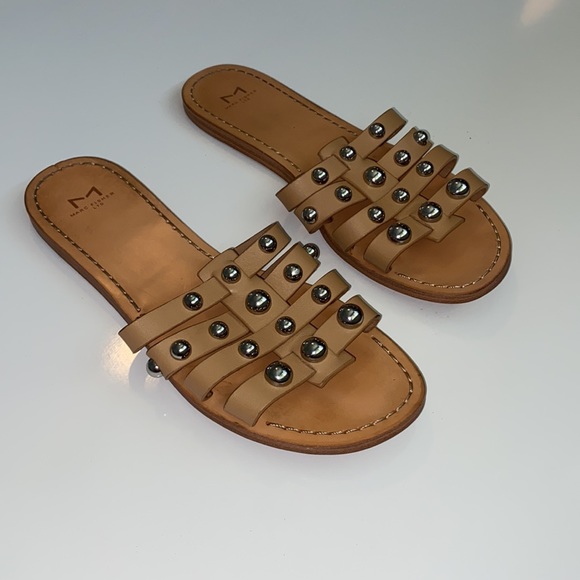 PAVA STUDDED FLAT SANDAL MARC FISHER LTD - Picture 2 of 4